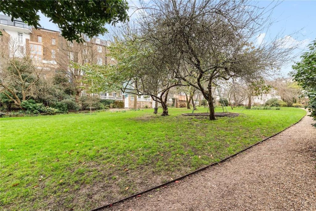 Stunning Notting Hill, 3 Bd, Fine Street, Garden * Londra