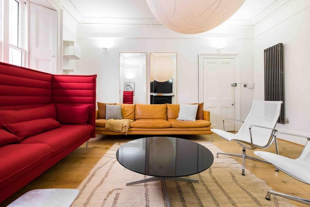 Stunning Notting Hill, 3 Bd, Fine Street, Garden * Londra